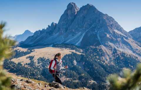 Hike and face the Dolomites